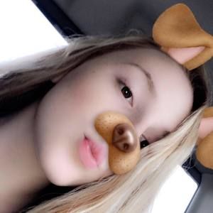 Meet your Posher, Tori